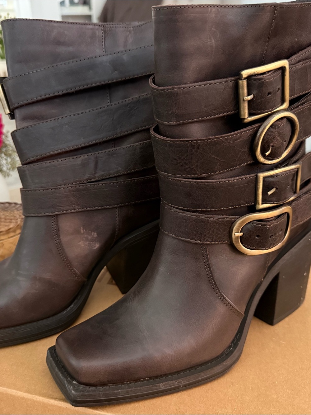 Steve Madden Distressed boots- fits small